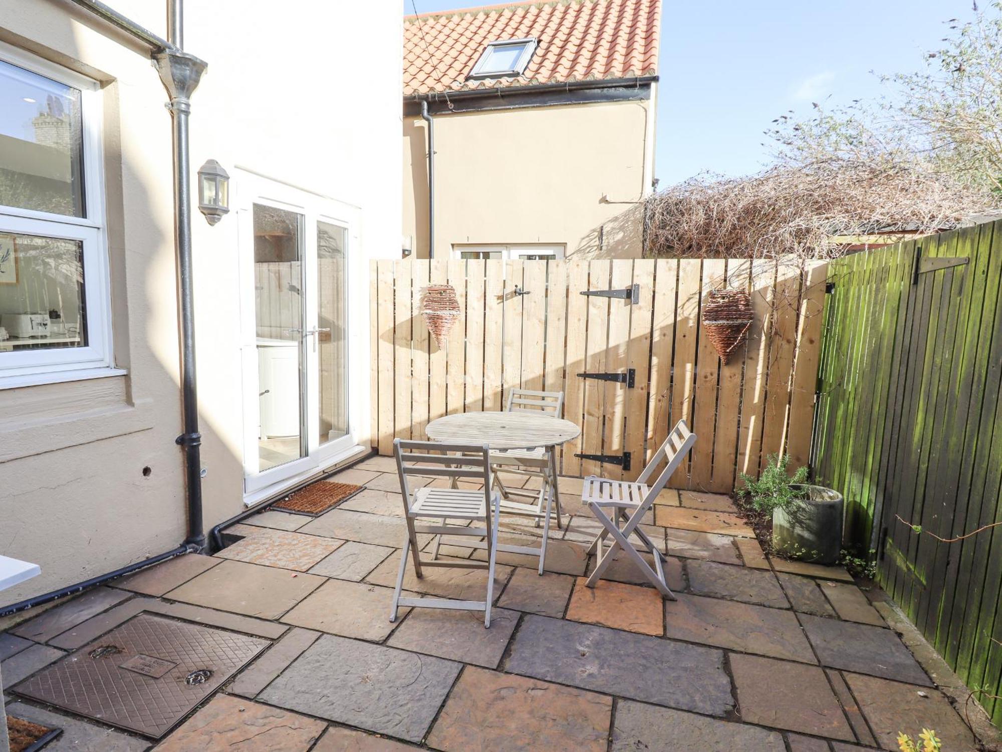 The Hollies Villa Bamburgh Exterior photo
